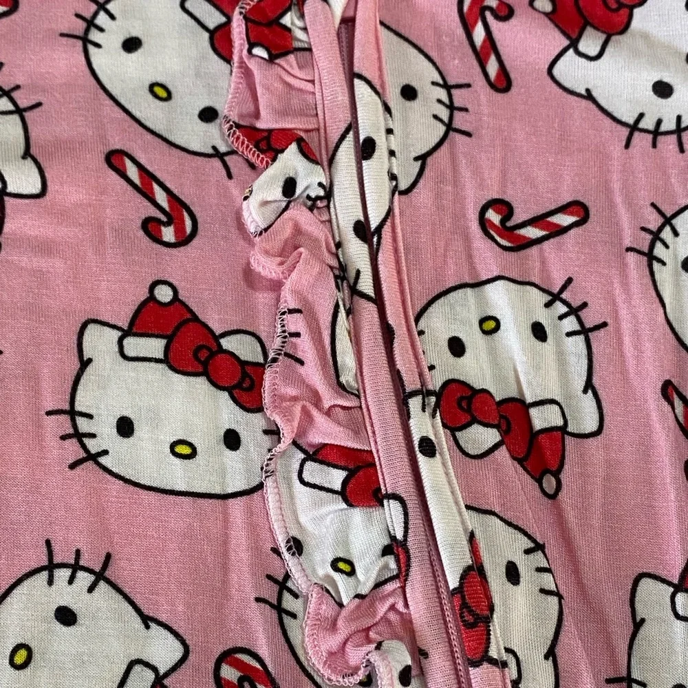 Posh Peanut‎ Hello Kitty Candy Cane Footie Ruffled Sleeper 0-3M